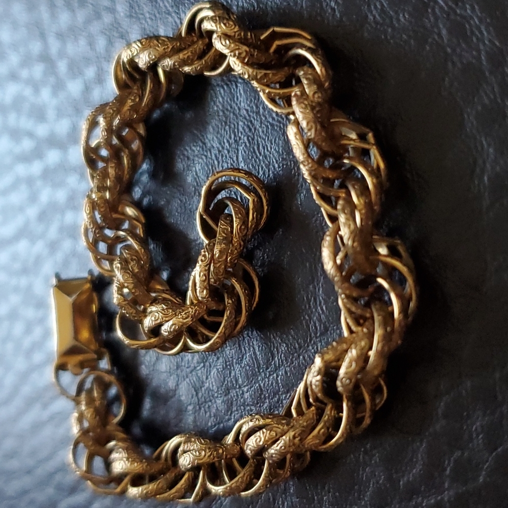 VTG Celebrity bracelet